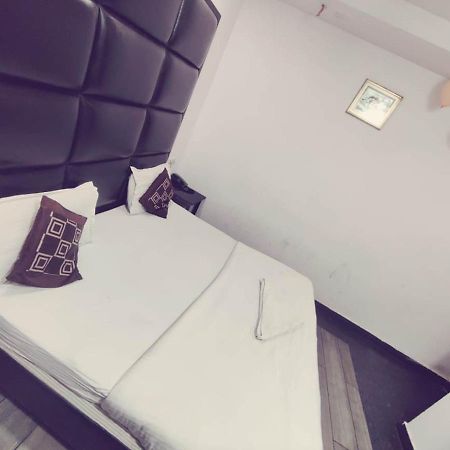 Hotel Saya Deluxe Near New Delhi Railway Station ' Extérieur photo